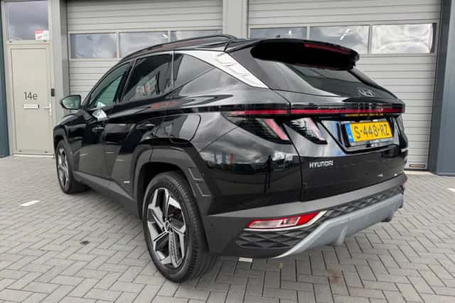 Hyundai Tucson (2023) thumbnail 2