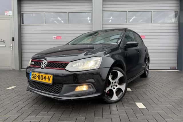 Volkswagen Polo (2013) thumbnail 5