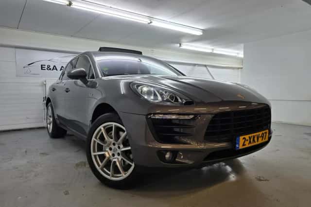 Porsche Macan (2014) thumbnail 6