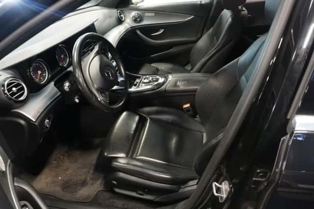 Mercedes-Benz E-Klasse (2017) thumbnail 3
