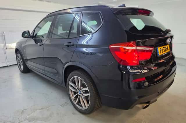 BMW X3 (2017) thumbnail 5