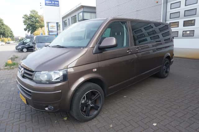 Volkswagen Transporter (2010) thumbnail 1