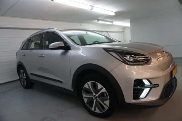 Kia Niro EV (2020) thumbnail 2