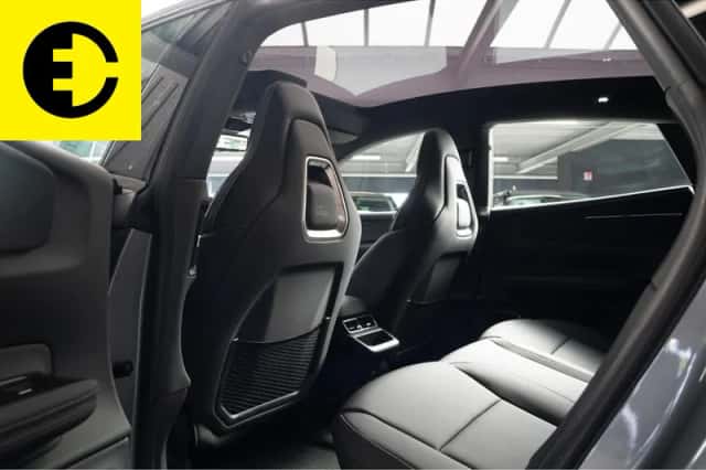 Polestar 4 (2024) thumbnail 6