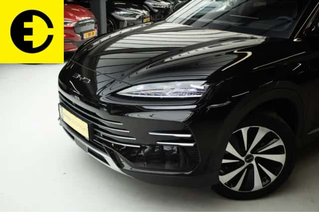 BYD Seal U (2025) thumbnail 2