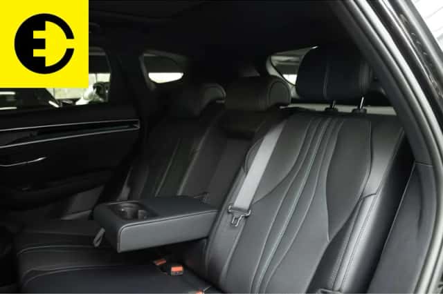 BYD Seal U (2025) thumbnail 6