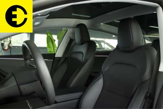 Tesla Model 3 (2023) thumbnail 4