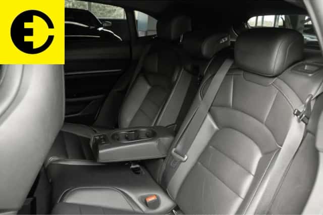 Porsche Taycan Cross Turismo (2021) thumbnail 6