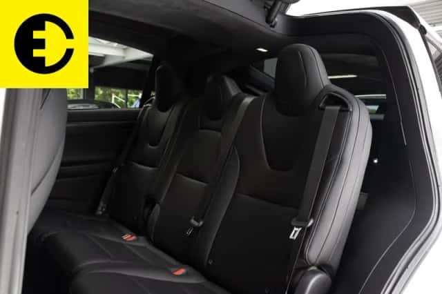 Tesla Model X (2019) thumbnail 6