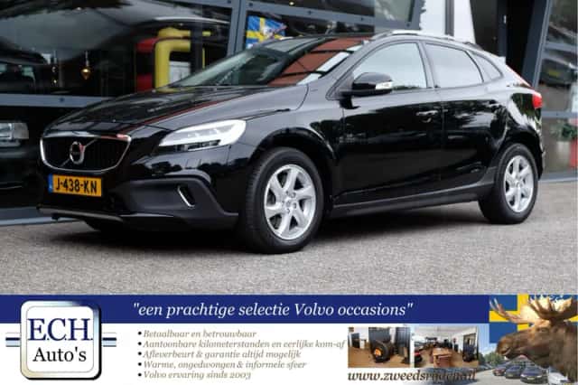 Volvo V40 Cross Country (2018) thumbnail 6