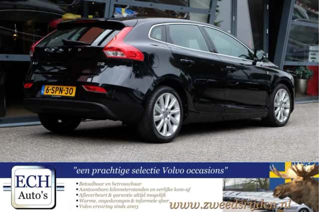 Volvo V40 (2013) thumbnail 3