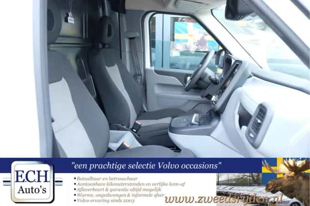 LEVC VN5 (2022) thumbnail 5