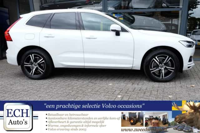 Volvo XC60 (2019) thumbnail 2