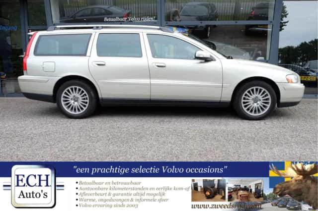 Volvo V70 (2007) thumbnail 2
