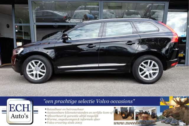 Volvo XC60 (2017) thumbnail 5
