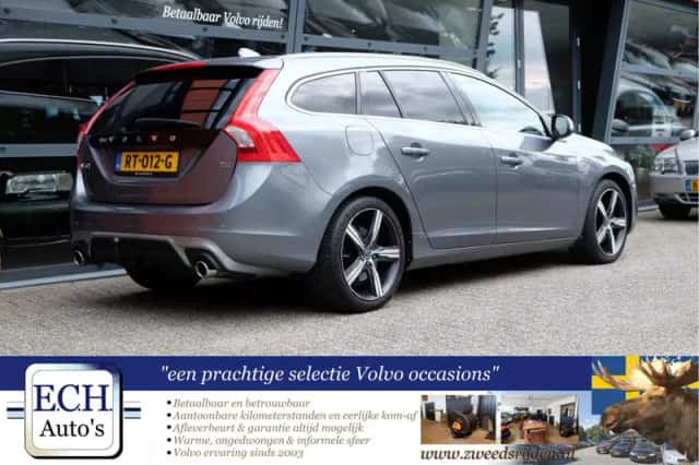 Volvo V60 (2018) thumbnail 3