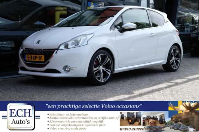 Peugeot 208 (2013) thumbnail 6