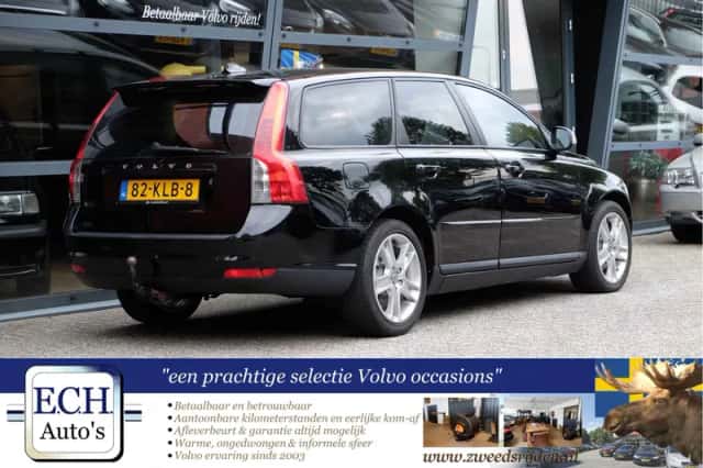 Volvo V50 (2010) thumbnail 3