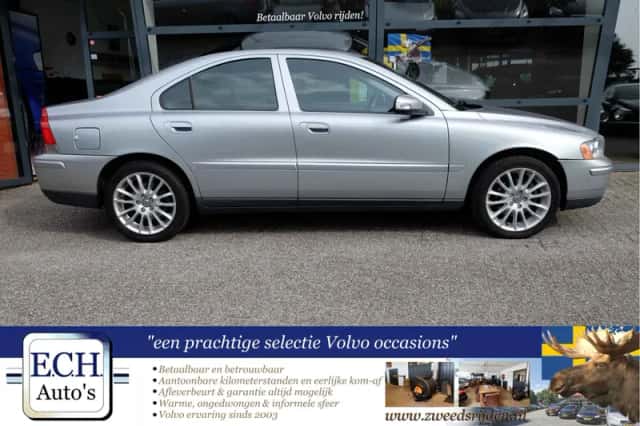 Volvo S60 (2006) thumbnail 2