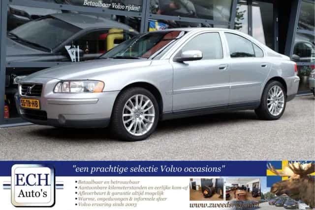 Volvo S60 (2006) thumbnail 6
