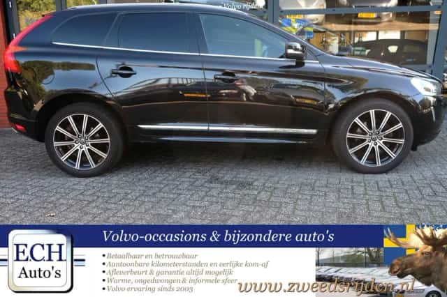 Volvo XC60 (2014) thumbnail 2