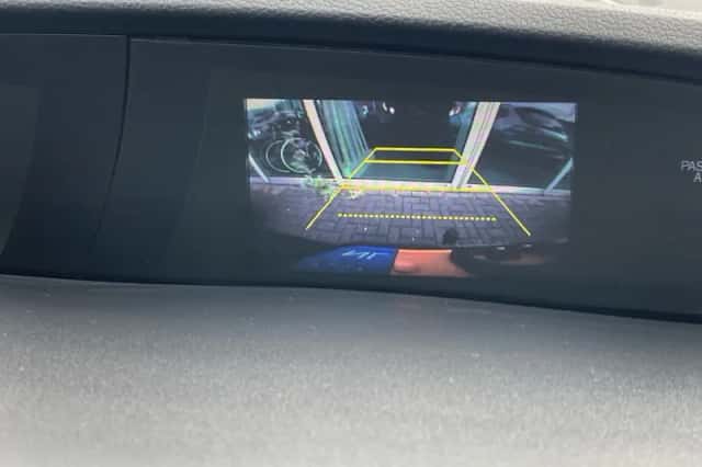 Honda Civic (2015) thumbnail 6