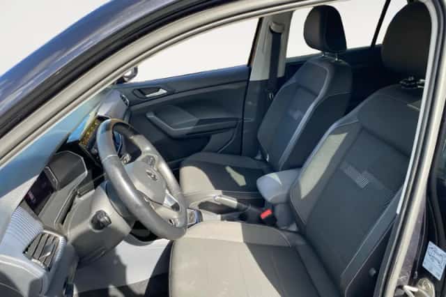 Volkswagen T-Cross (2019) thumbnail 3