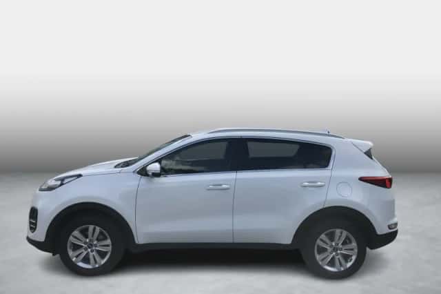Kia Sportage (2018) thumbnail 2