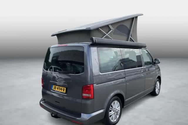 Volkswagen Transporter (2015) thumbnail 4