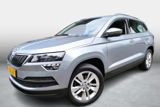 Škoda Karoq (2021) thumbnail 2
