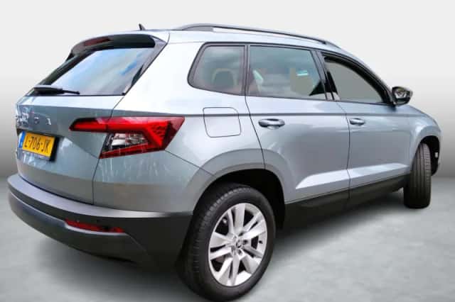 Škoda Karoq (2021) thumbnail 5
