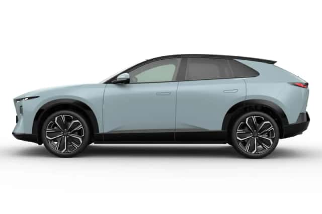 Mazda CX-6e (2026) thumbnail 2