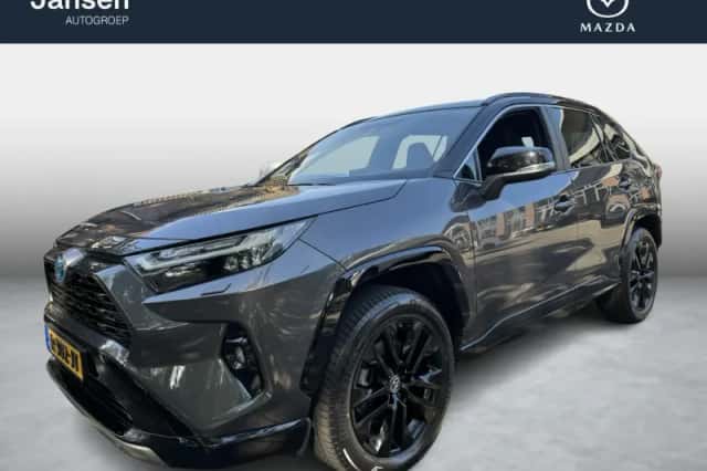 Toyota RAV4 (2022) thumbnail 1