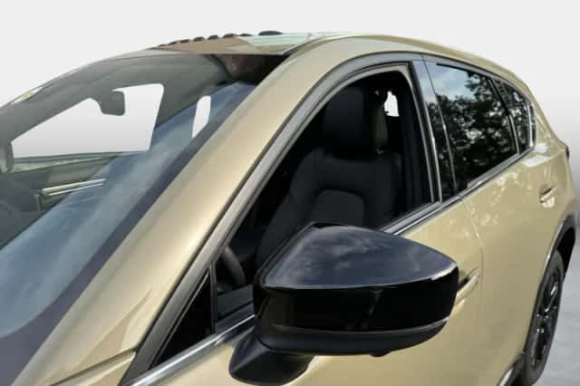 Mazda CX-5 (2025) thumbnail 2