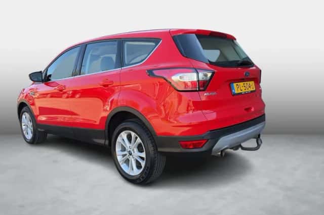 Ford Kuga (2017) thumbnail 3