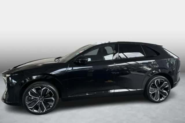 Mazda CX-6e (2026) thumbnail 2