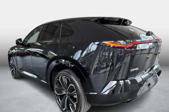 Mazda CX-6e (2026) thumbnail 3