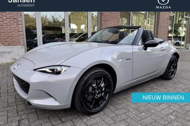 Mazda MX-5 (2026) thumbnail 1