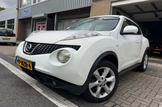 Nissan Juke (2011) thumbnail 1