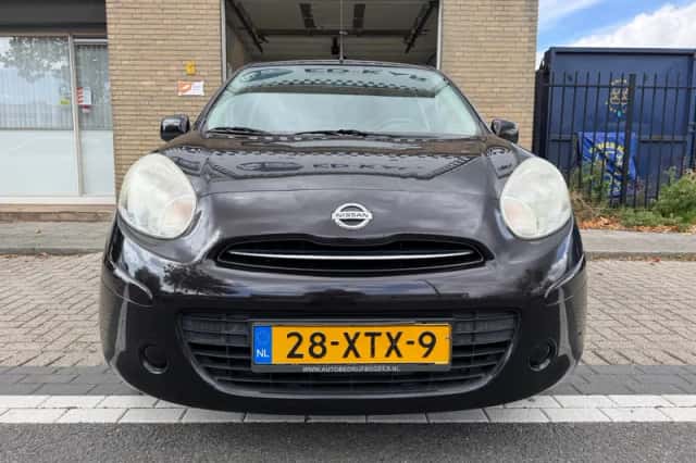 Nissan Micra (2011) thumbnail 4