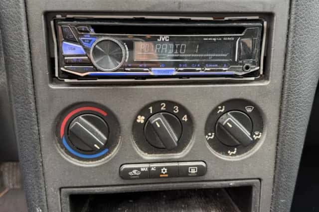 Opel Astra (2003) thumbnail 3