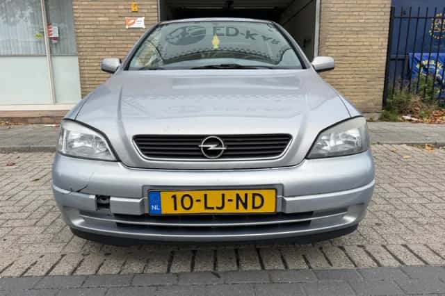 Opel Astra (2003) thumbnail 4