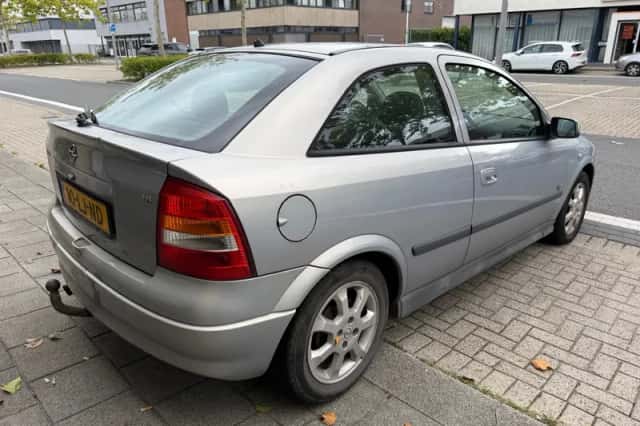 Opel Astra (2003) thumbnail 6