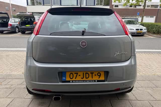 Fiat Punto (2009) thumbnail 6