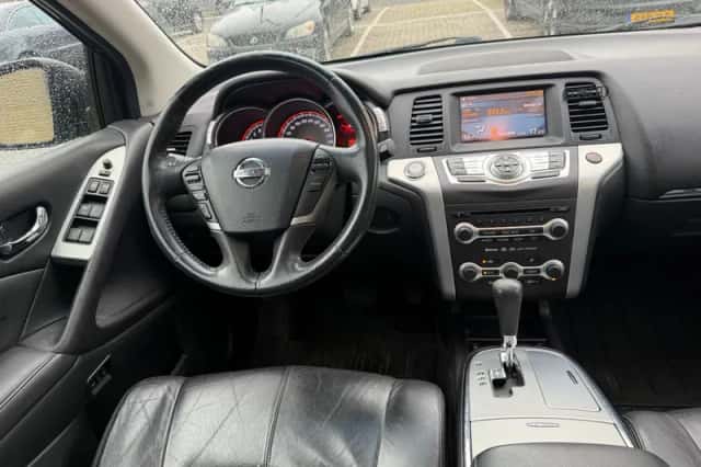 Nissan MURANO (2009) thumbnail 2