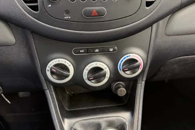 Hyundai i10 (2008) thumbnail 3