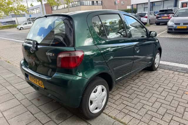 Toyota Yaris (2000) thumbnail 6