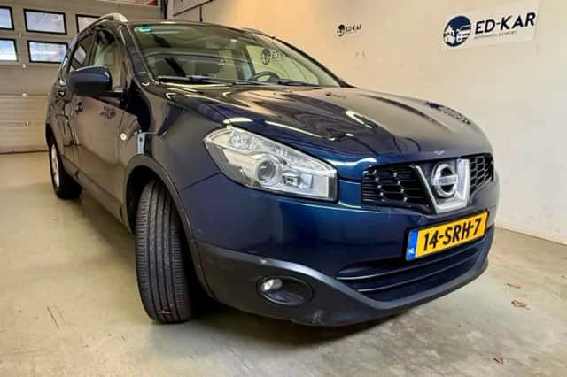 Nissan Qashqai+2 (2011) thumbnail 5