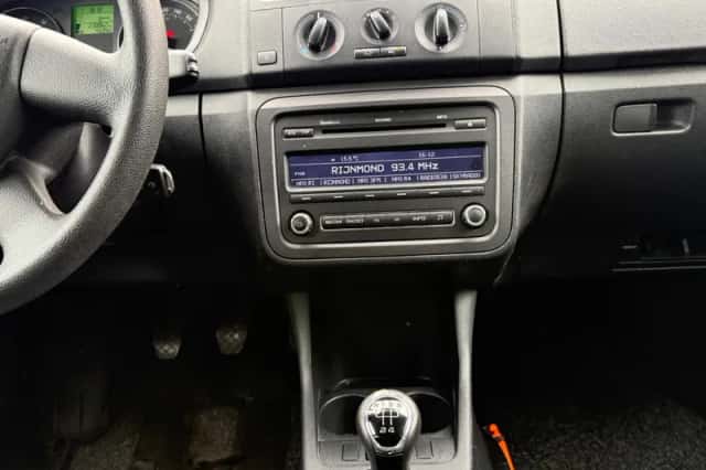 Škoda Roomster (2012) thumbnail 3
