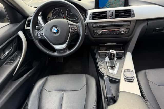 BMW 3-Serie (2014) thumbnail 2